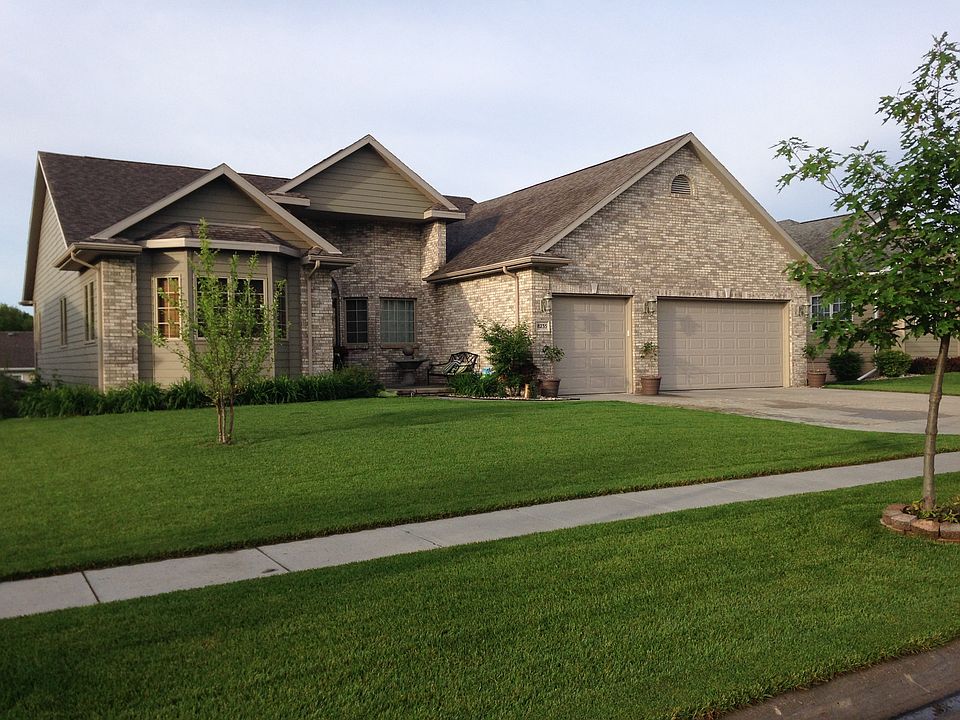 1st image of 8235 Eastwood Dr