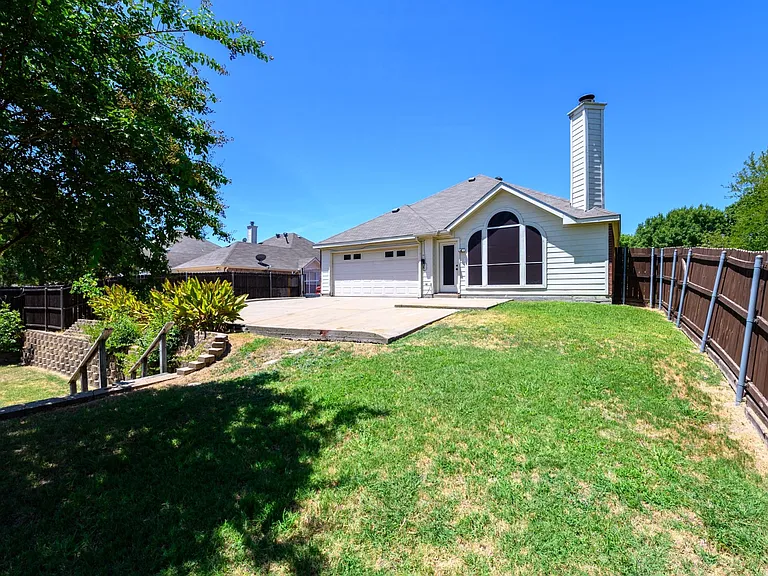 1296 Calistoga Dr — Photo 26
