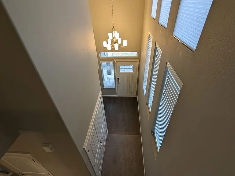 3887 Portside Dr — Photo 36
