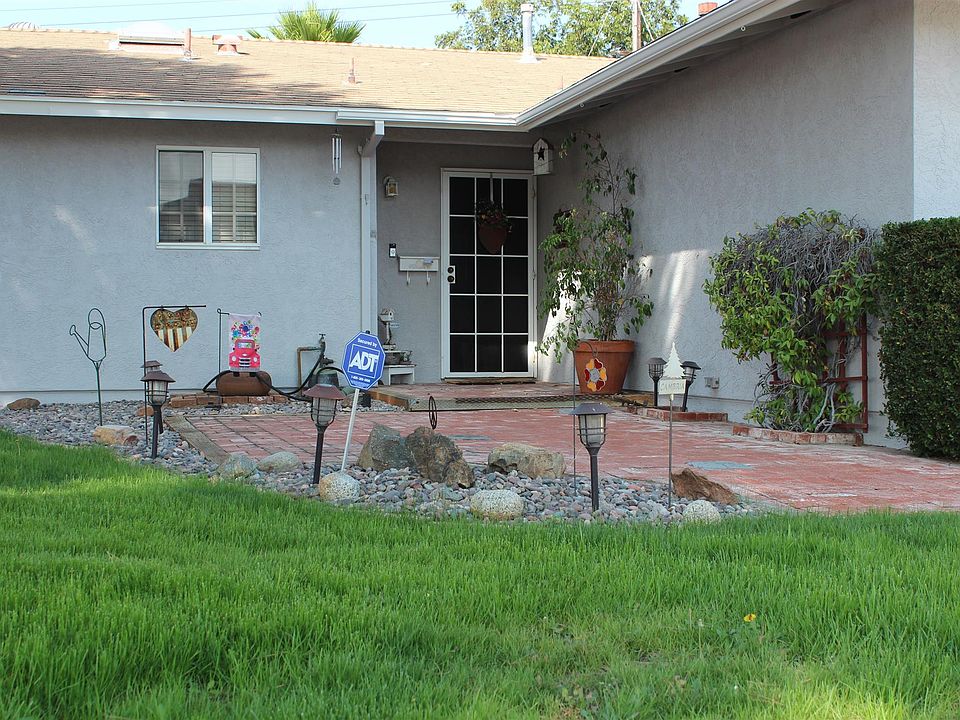 1st image of 1626 Plumeria Dr