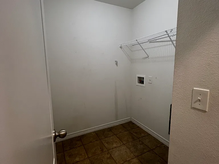 4928 Makenna Cir — Photo 9
