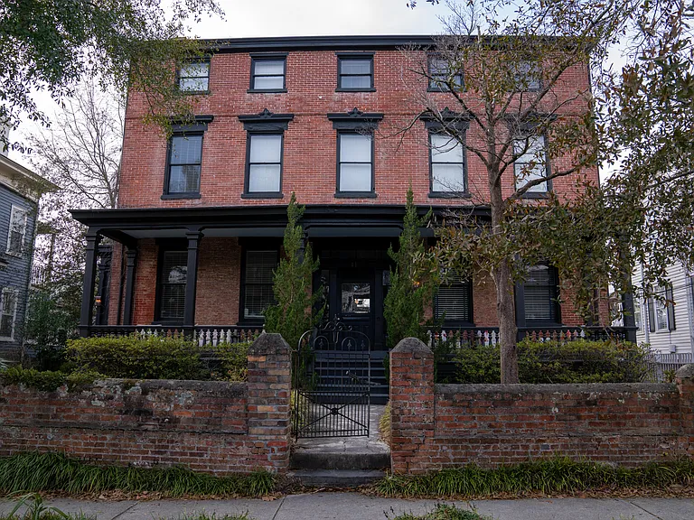 416 S Front St #6 — Photo 1
