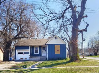 2302 N Taylor Ave, Springfield, MO 65803