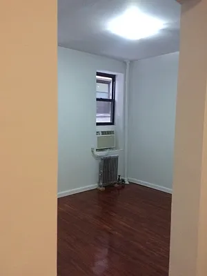 Rented by Moses Stoller, LREB | media 2