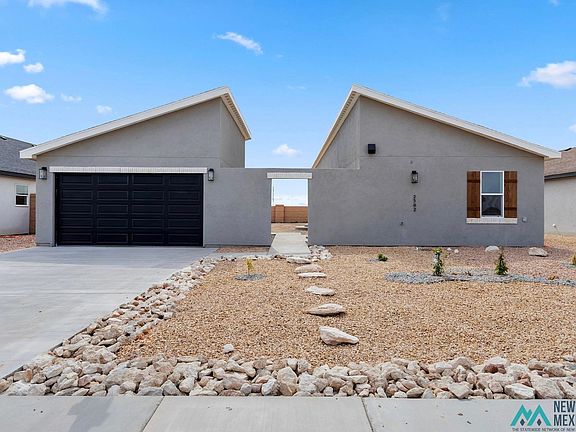 2nd image of 2302 Magnolia Ln