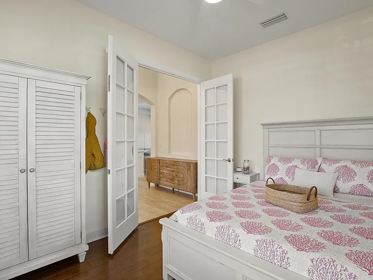 11518 Giulia Dr — Photo 13