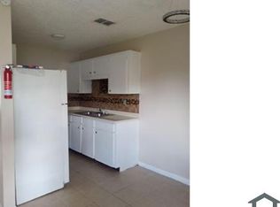 2226 Leo Dr #B, Auburndale, FL 33823