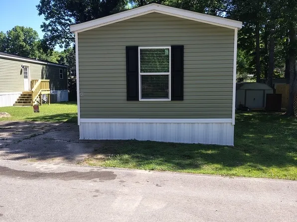 48 Poole Cir, Ellenwood, GA 30294