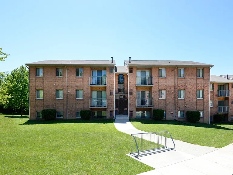 Lawyers Hill Apartments — Photo 16