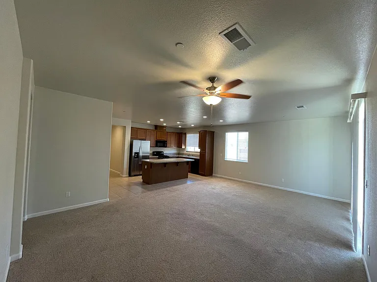 710 Marybelle Dr — Photo 6