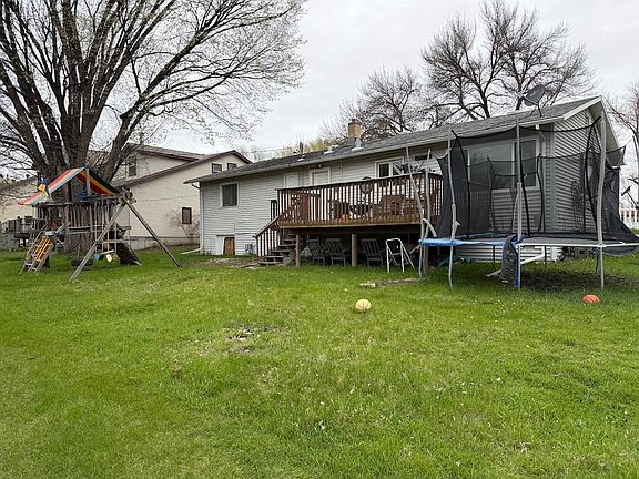 5th image of 102 21st Ave N