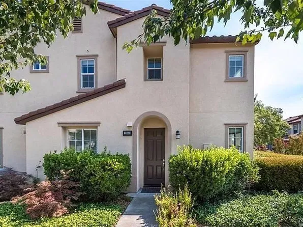 2306 Bell Flower Ln, Santa Rosa, CA 95404