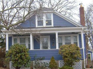 117 Crown Ave, Riverside, RI 02915