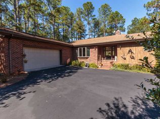 101 Cambridge Ln, West End, NC 27376