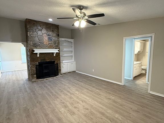 2nd image of 1712 Haven Dr