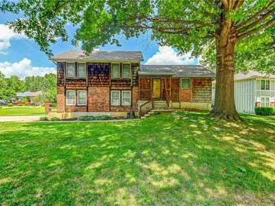 16500 E 28th Pl, Independence, MO, 64055