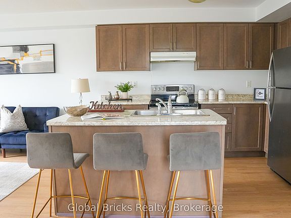 5th image of 755 Linden Dr #6