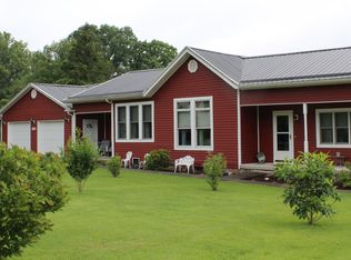 18494 Midland Trl, Ansted, WV 25812