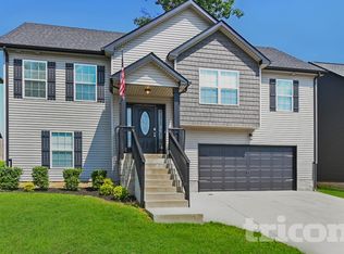 1195 Belvoir Ln, Clarksville, TN 37040