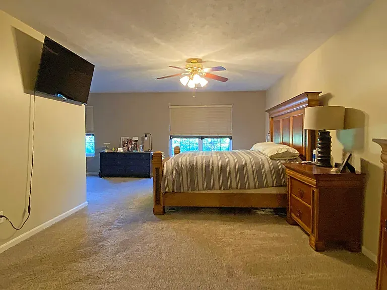 85 W Waterbury Dr — Photo 12