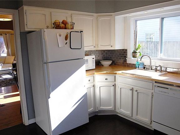 4th image of 5362 N Crittenden Ave