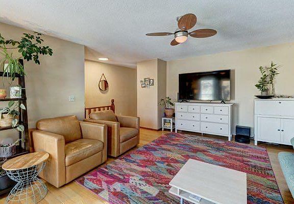 4th image of 224 5th St