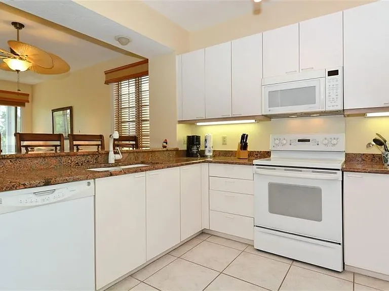 655 Cedars Ct #655 — Photo 7