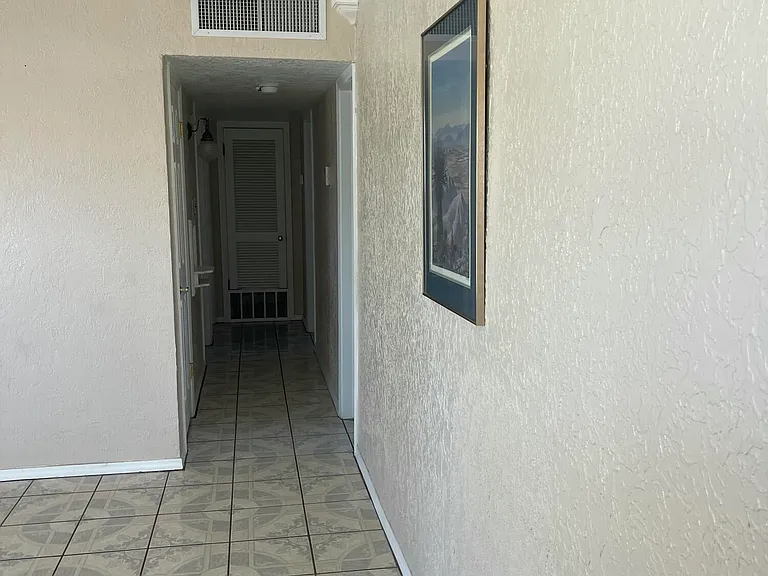 252 Trinity Pl — Photo 5