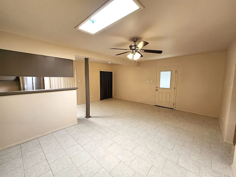 1217 La Fonda Dr — Photo 17