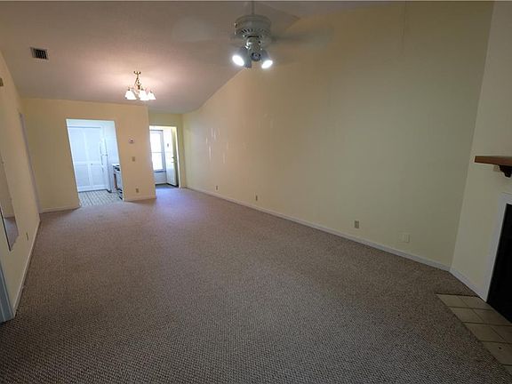 3rd image of 251 Island Dr