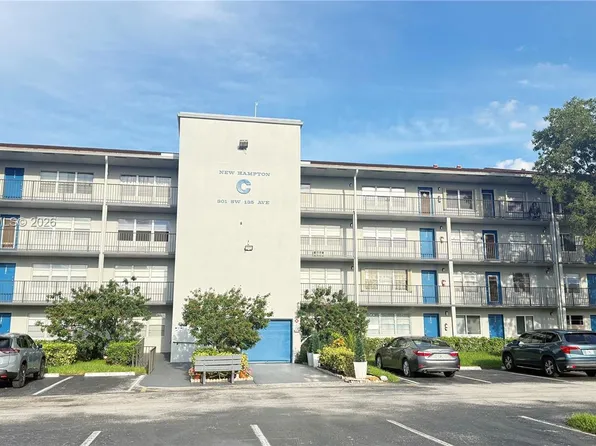 301 SW 135th Ave APT 310C, Pembroke Pines, FL 33027