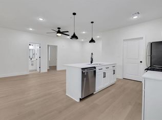 2619 Delafield St #102, Houston, TX 77023