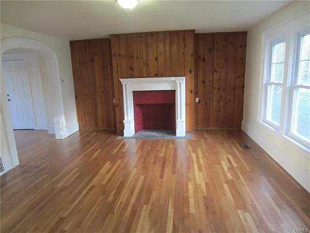 212 S Cherry St — Photo 8