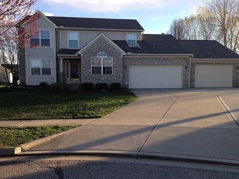 349 LeestoneCt Sunbury OH : Cul De Sac Wooded lot!!