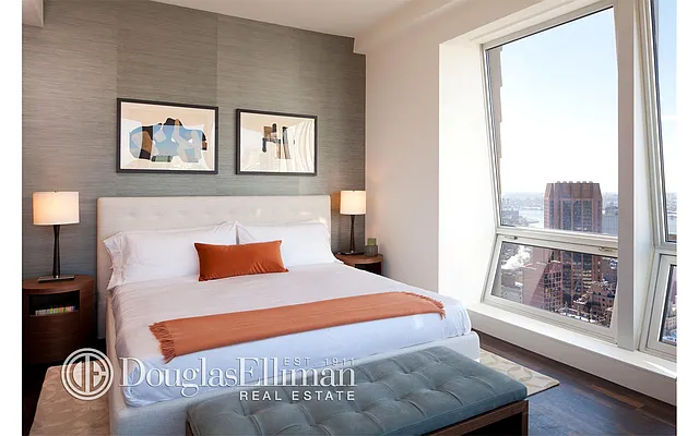 Rented by Douglas Elliman | media 29