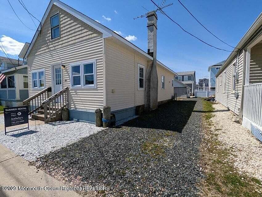221 2nd Ave 2024, Manasquan, NJ 08736 Zillow