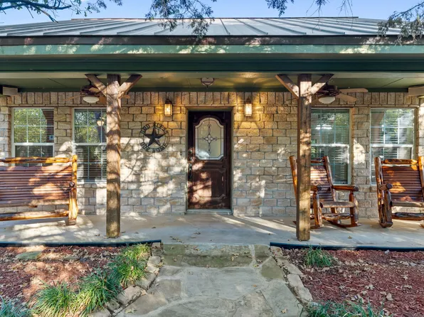 600 Seals Rd, Bartonville, TX 76226