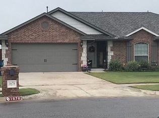 1696 Lexington Ct, Newcastle, OK 73065