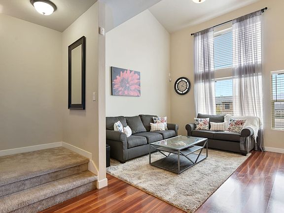 3rd image of 7548 S San Savino Way