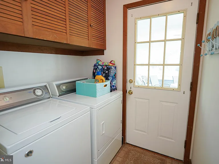 39028 Bayview W — Photo 54