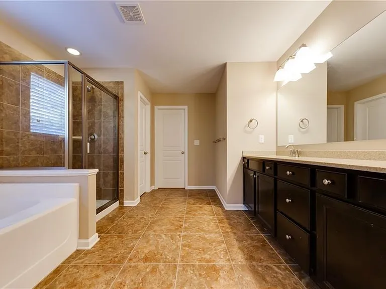 7245 Rocking Horse Ln — Photo 20
