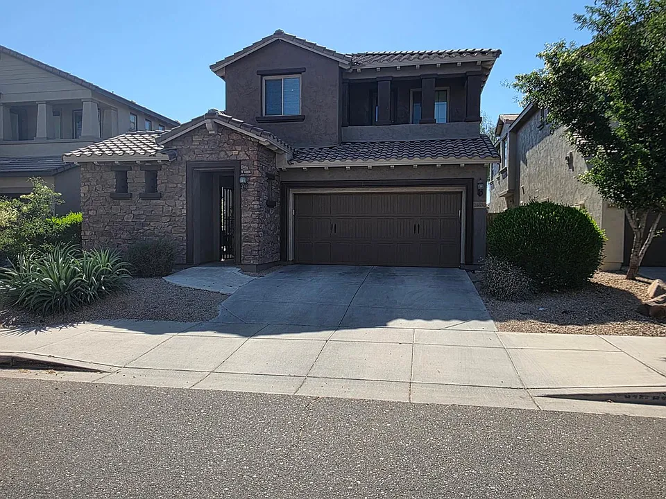 21618 N 38th Way