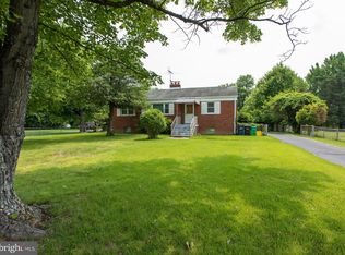 5060 Saint Barnabas Rd, Temple Hills, MD 20748