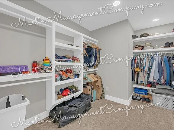 2nd image of 807 W 7th St