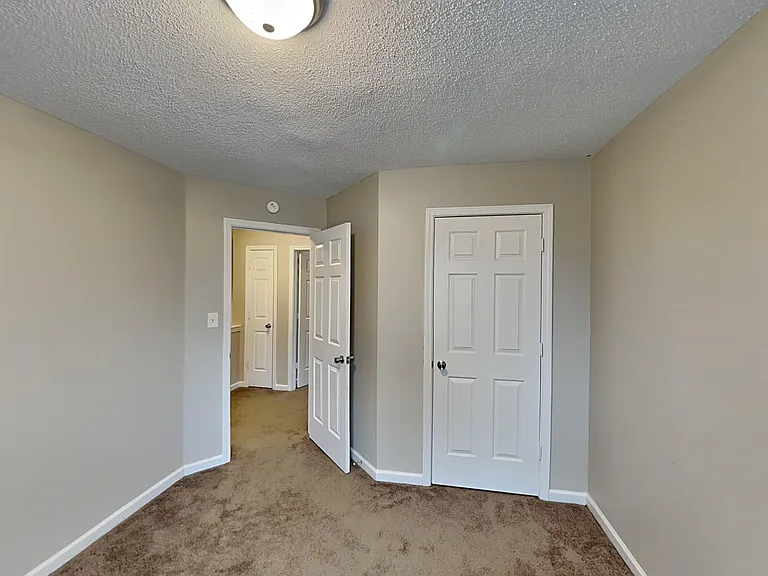 5657 Wolf Pack Dr — Photo 10