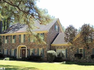 108 Alexander Dr, Brewton, AL 36426