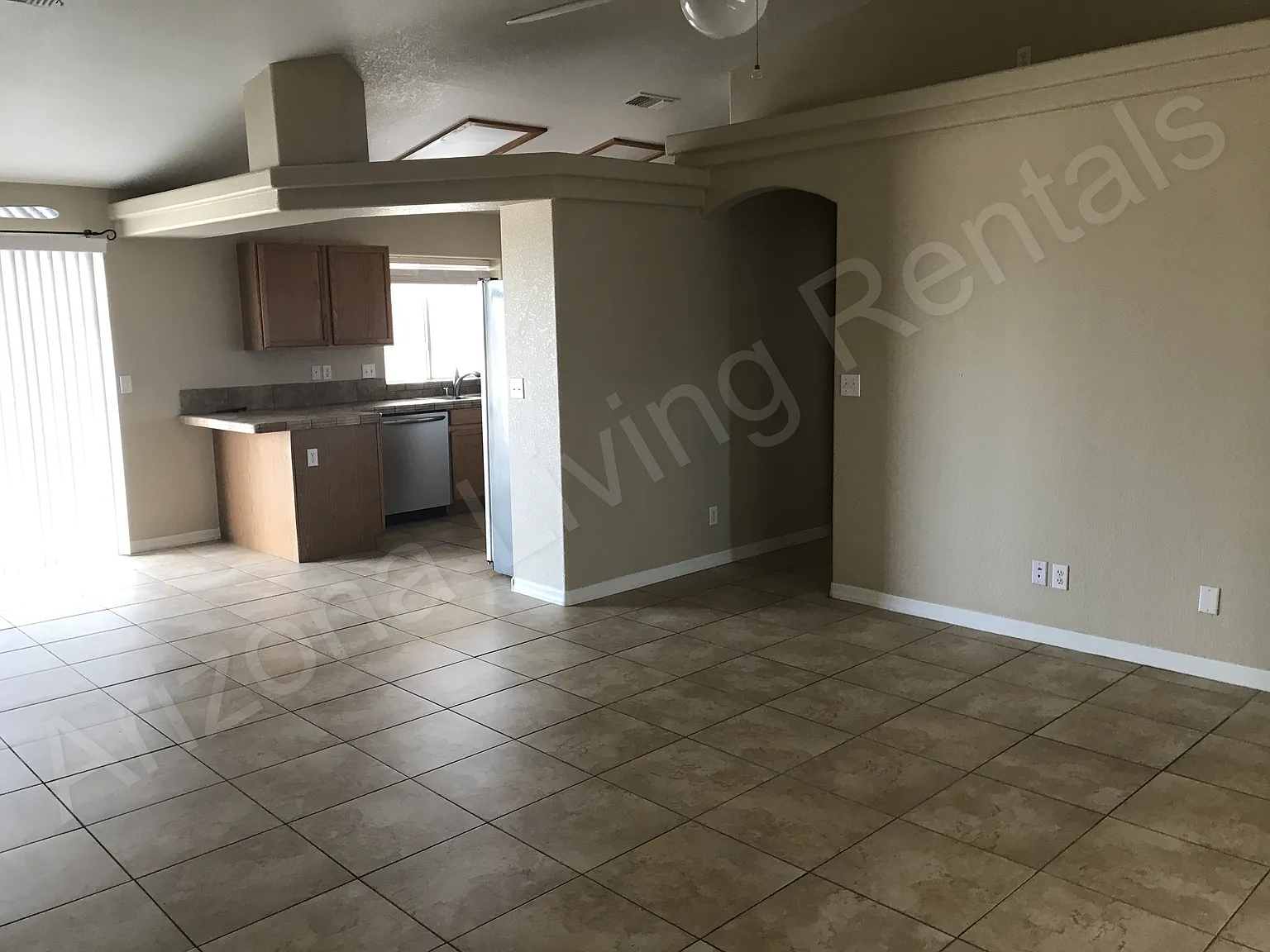 3 bed, 1409 sqft, $1,750 — Photo 4