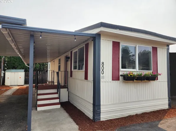 800 41st Pl NE, Salem, OR 97301