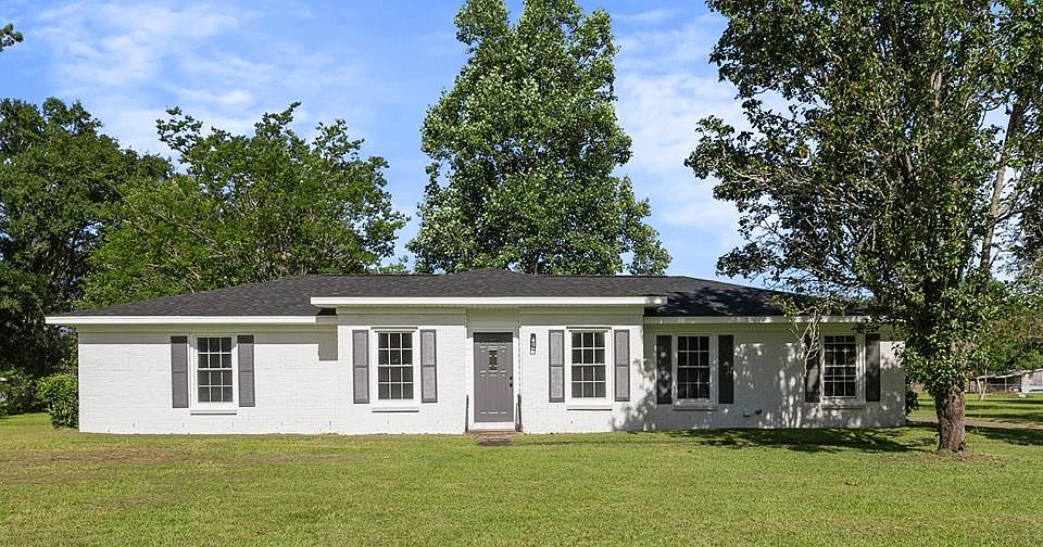 1st image of 632 Ashley Cir