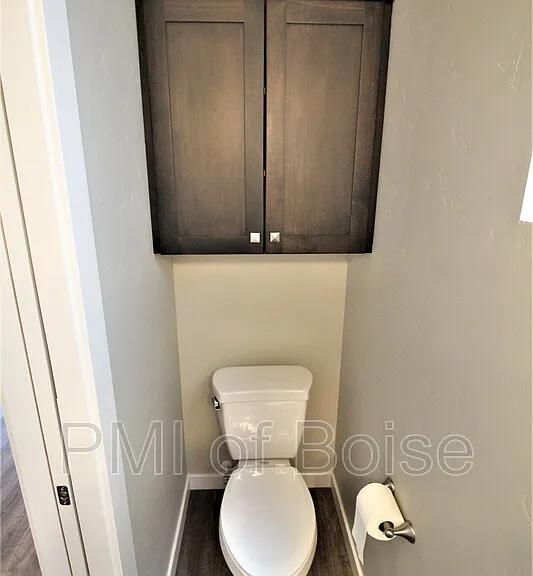 2080 S Hills Ave — Photo 10